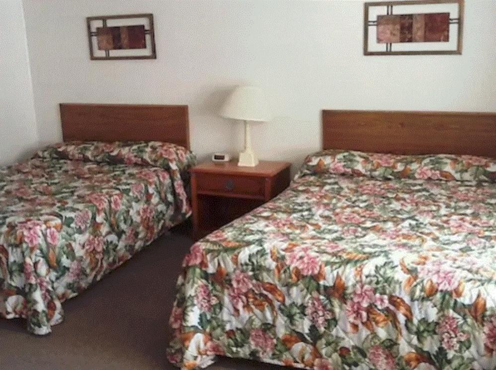 Safari Motel Нифай Экстерьер фото